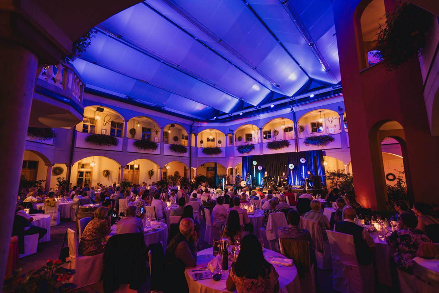 Innenhof des Weinschloss Thaller